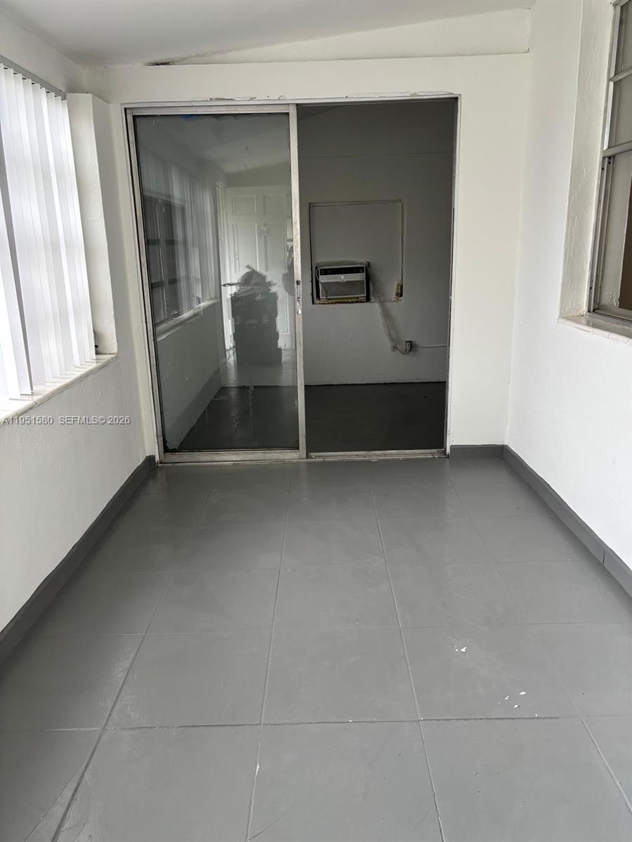 1815 NW 53rd St Unit: .