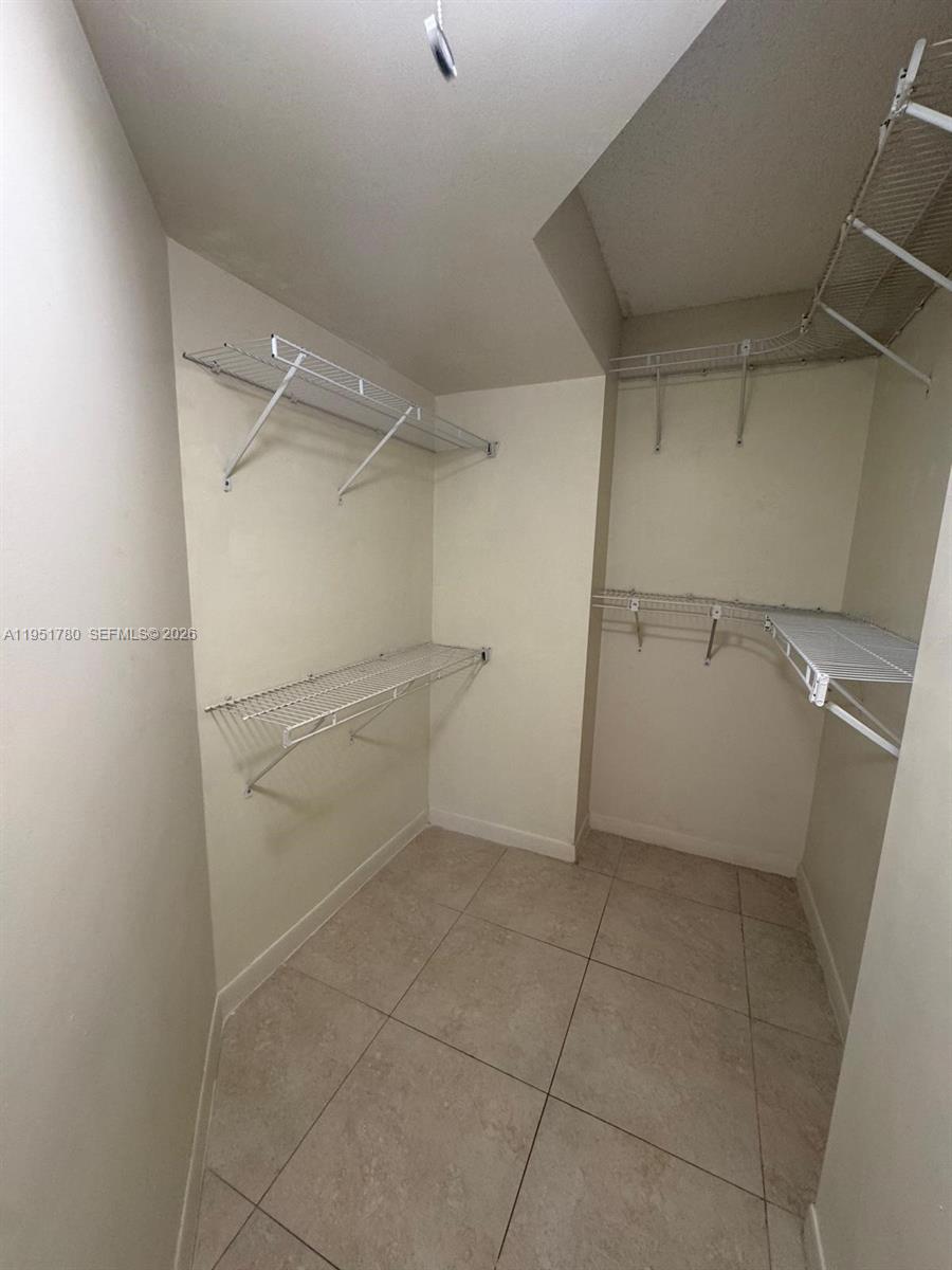 8620 NW 3rd Ln # 6 Unit: 506-6
