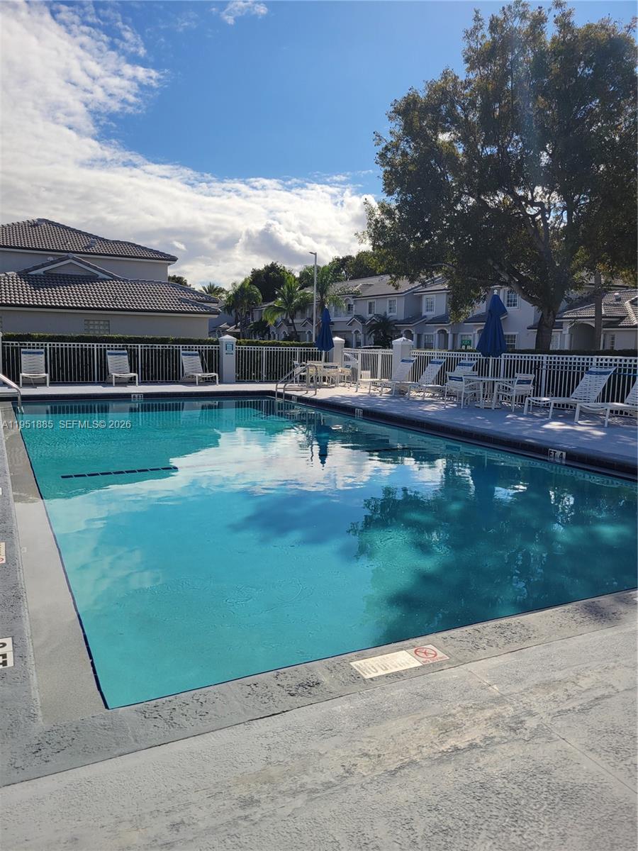 12055 SW 140th Ter # 20 Unit: 7-20