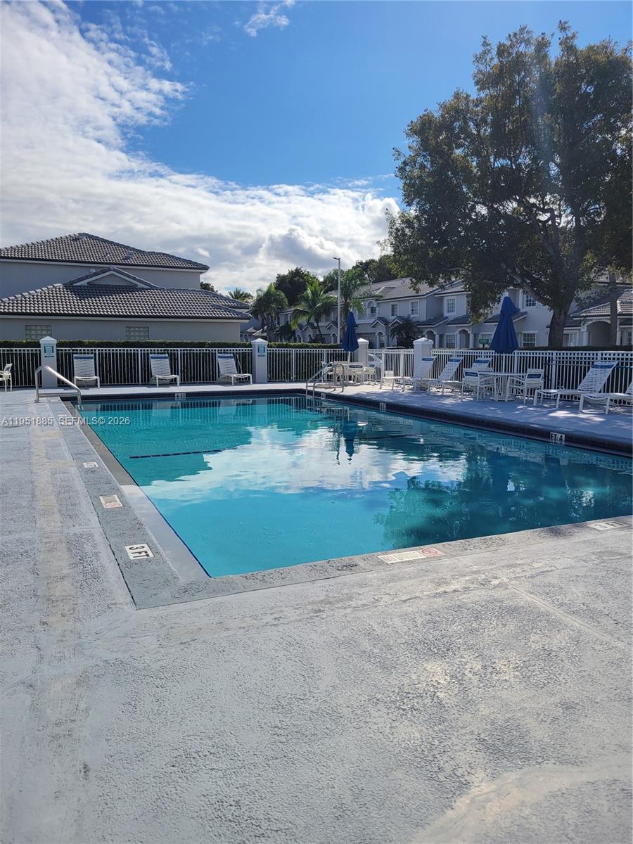12055 SW 140th Ter # 20 Unit: 7-20