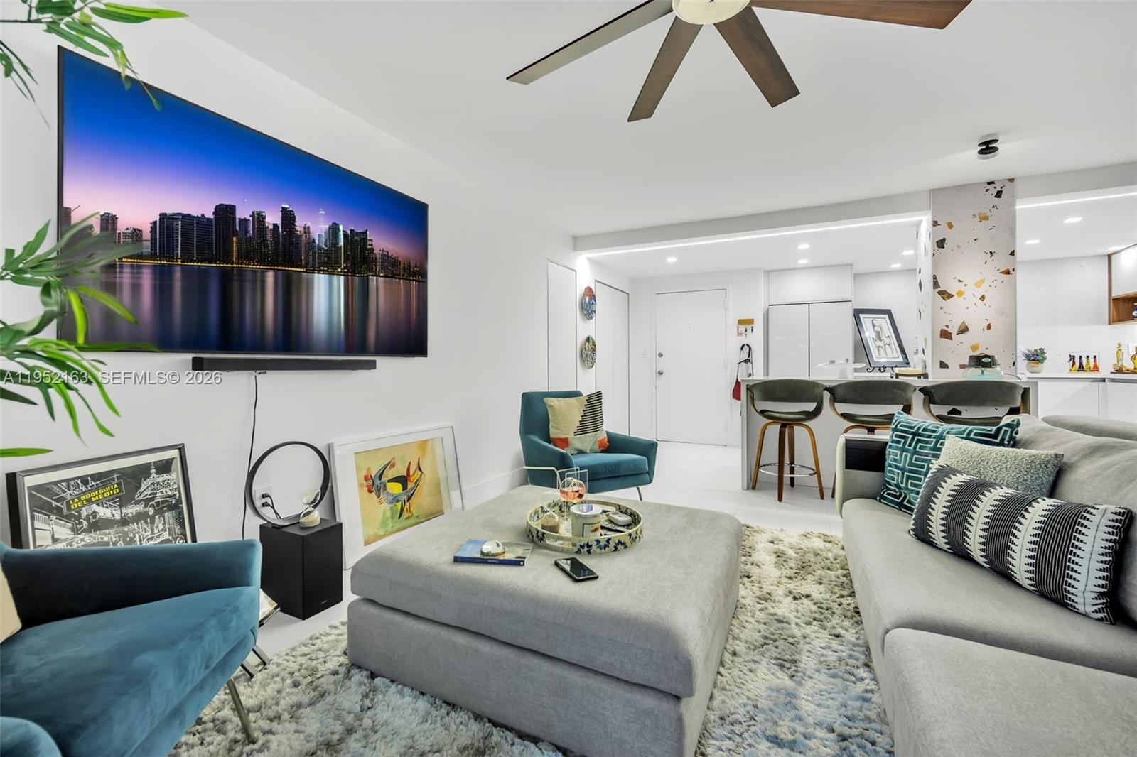 6801 Indian Creek Dr # 304