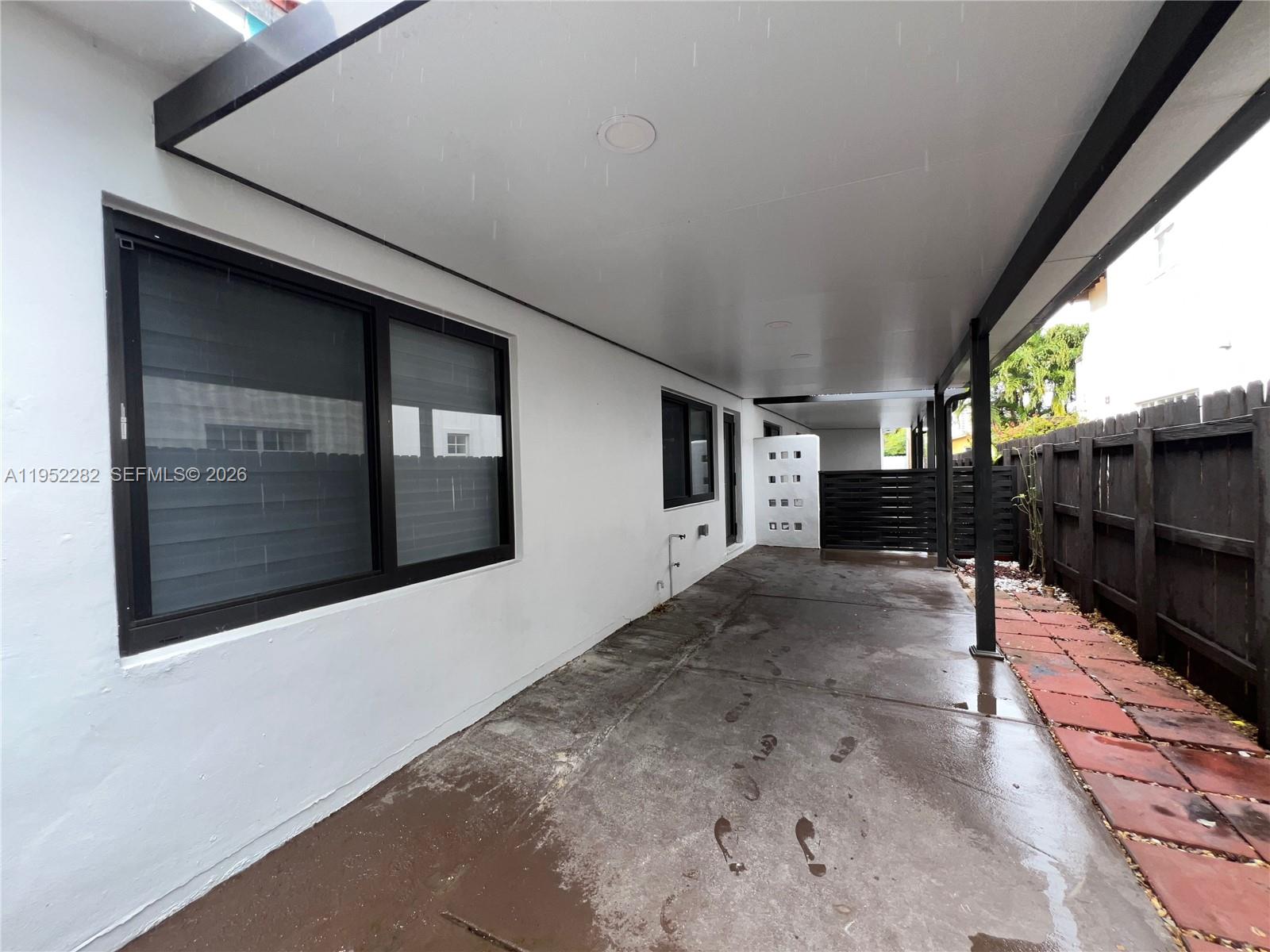 3297 SW 26th St # 3297