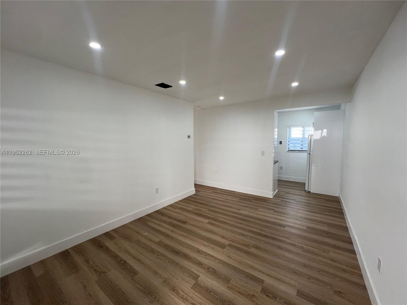 3297 SW 26th St # 3297