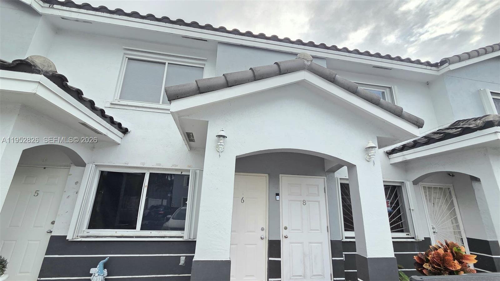 7911 SW 152nd Ave # 1008