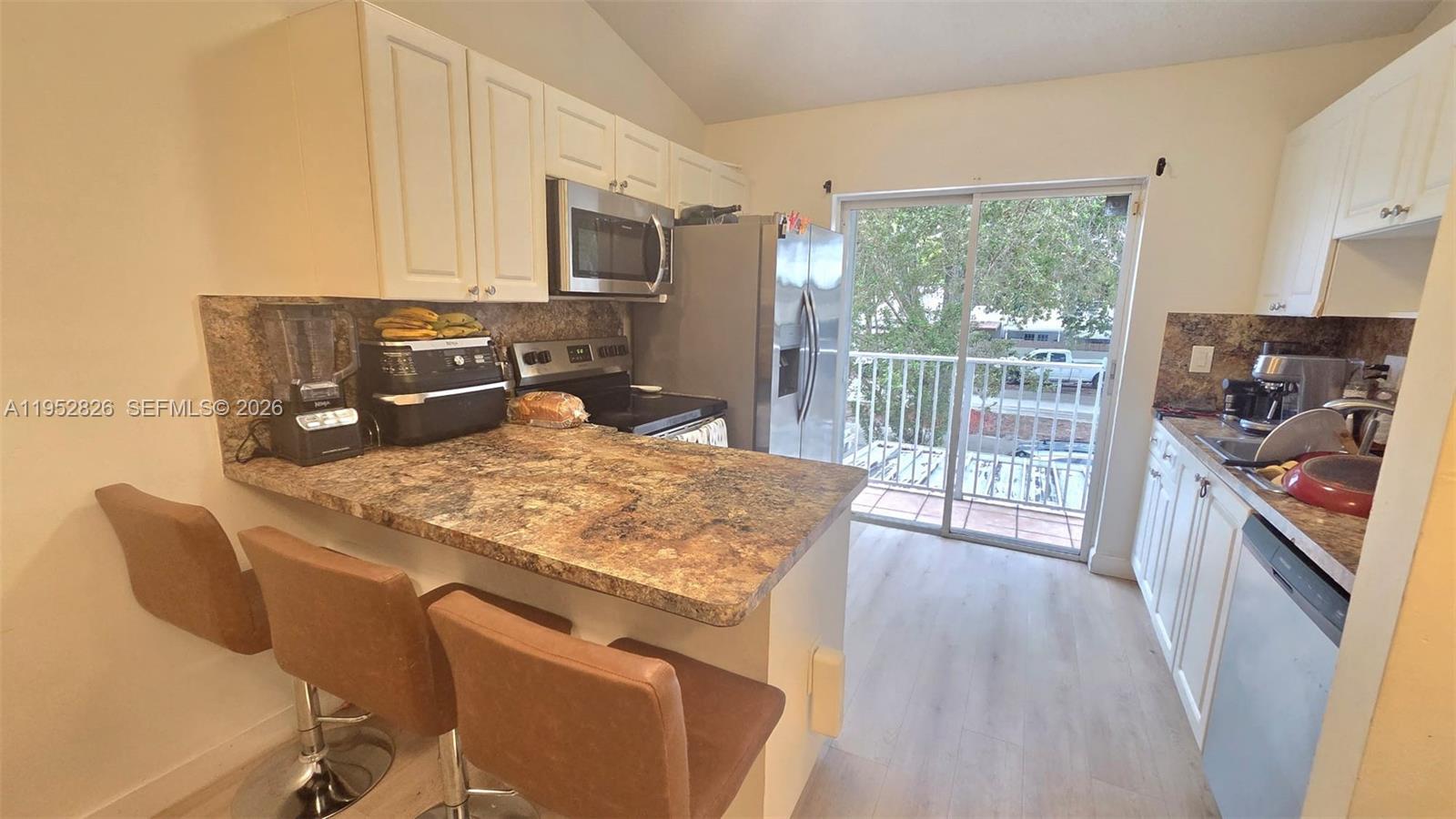 7911 SW 152nd Ave # 1008