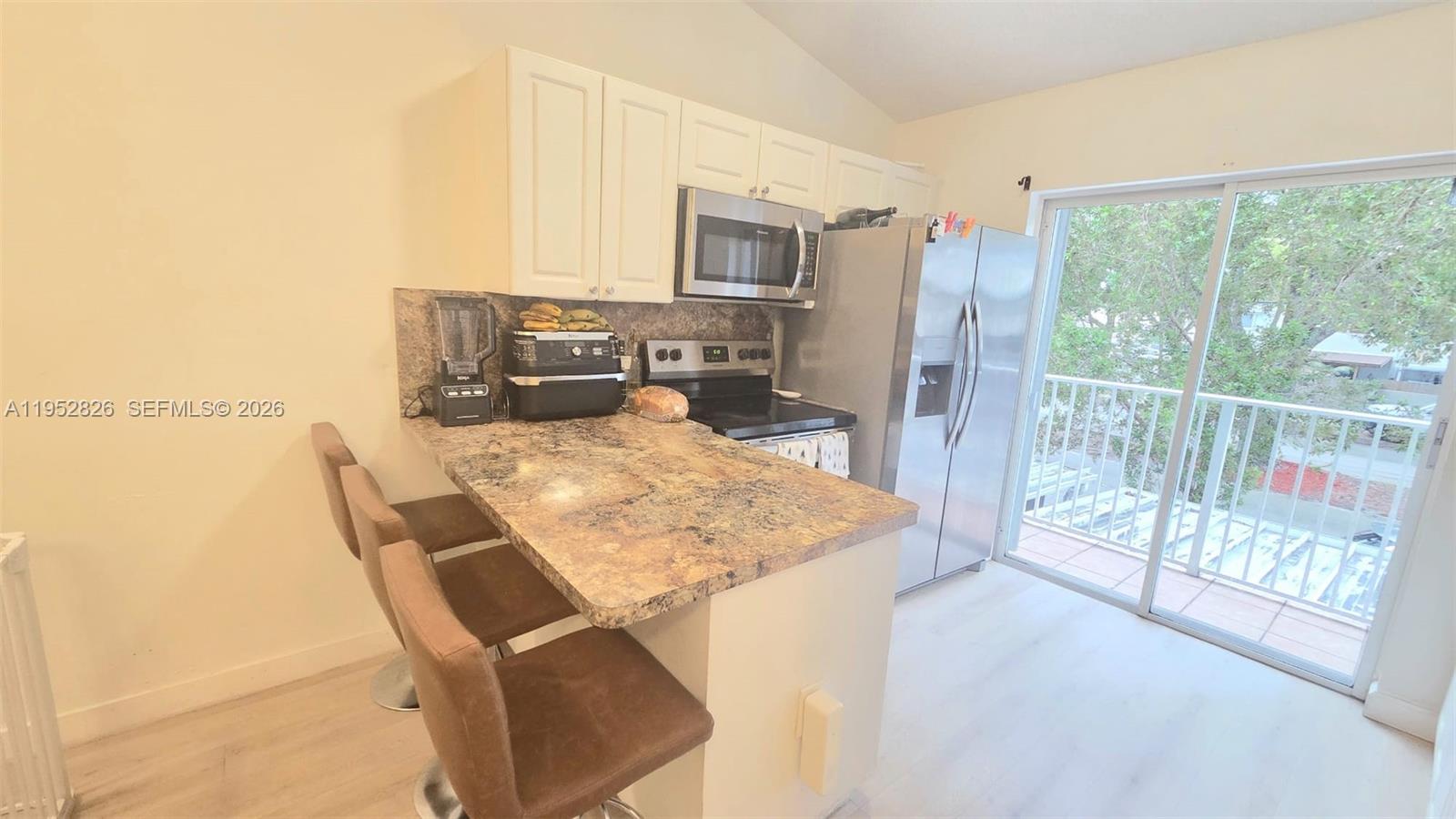 7911 SW 152nd Ave # 1008