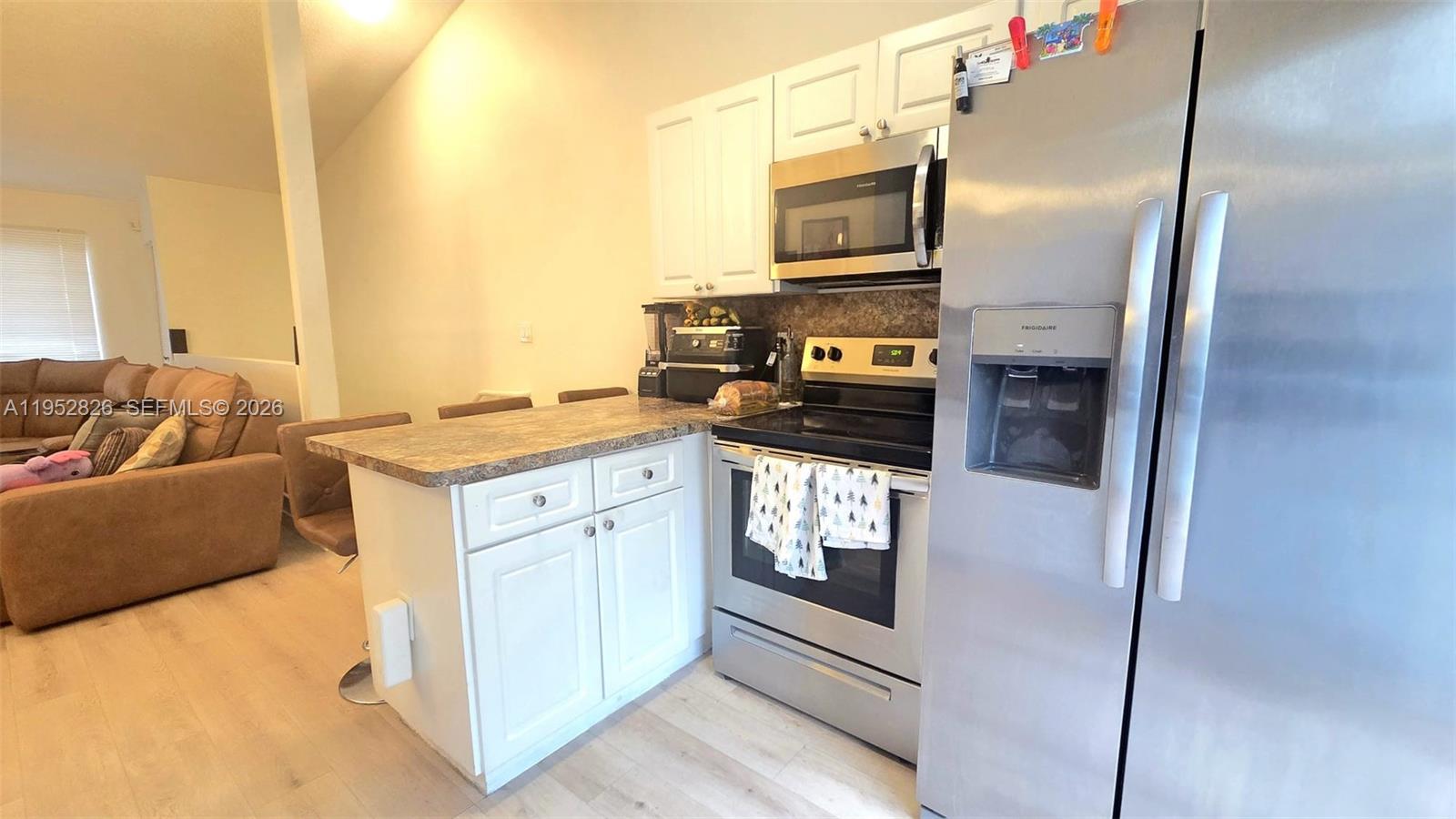 7911 SW 152nd Ave # 1008