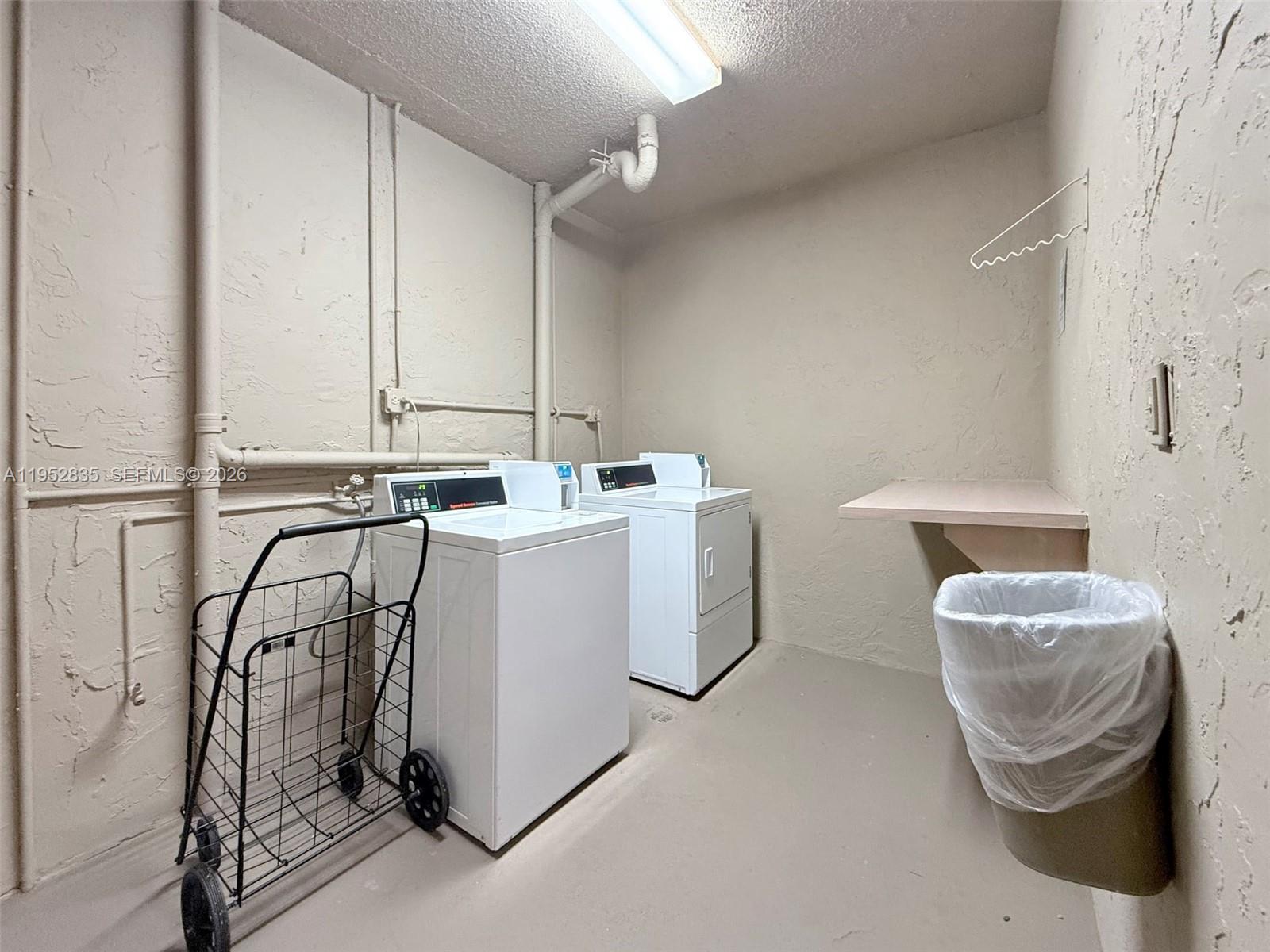 7722 Camino Real # 317 Unit: E-317