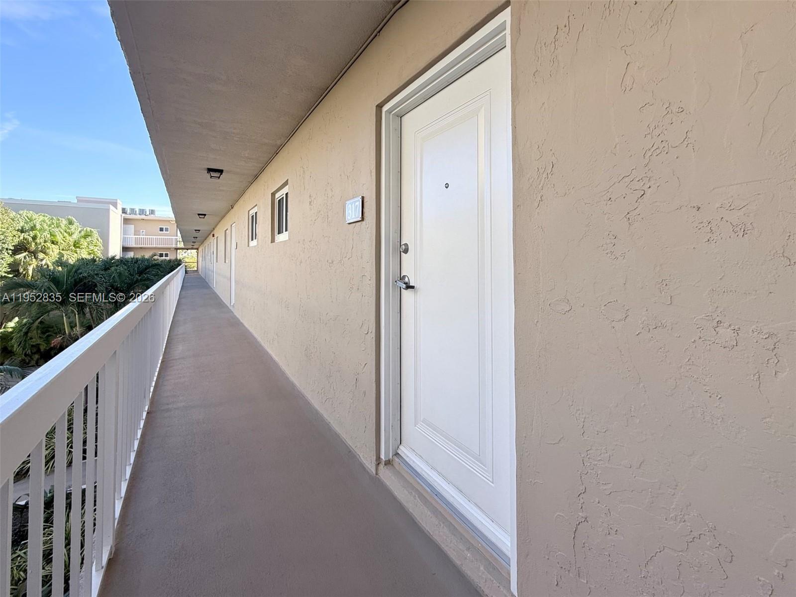 7722 Camino Real # 317 Unit: E-317