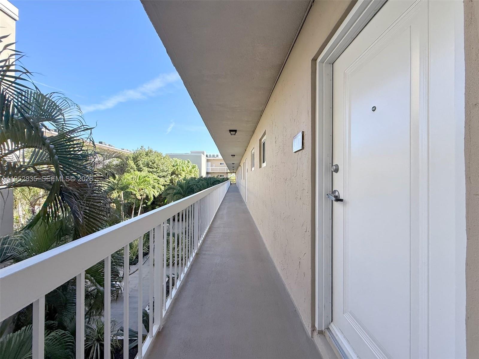 7722 Camino Real # 317 Unit: E-317