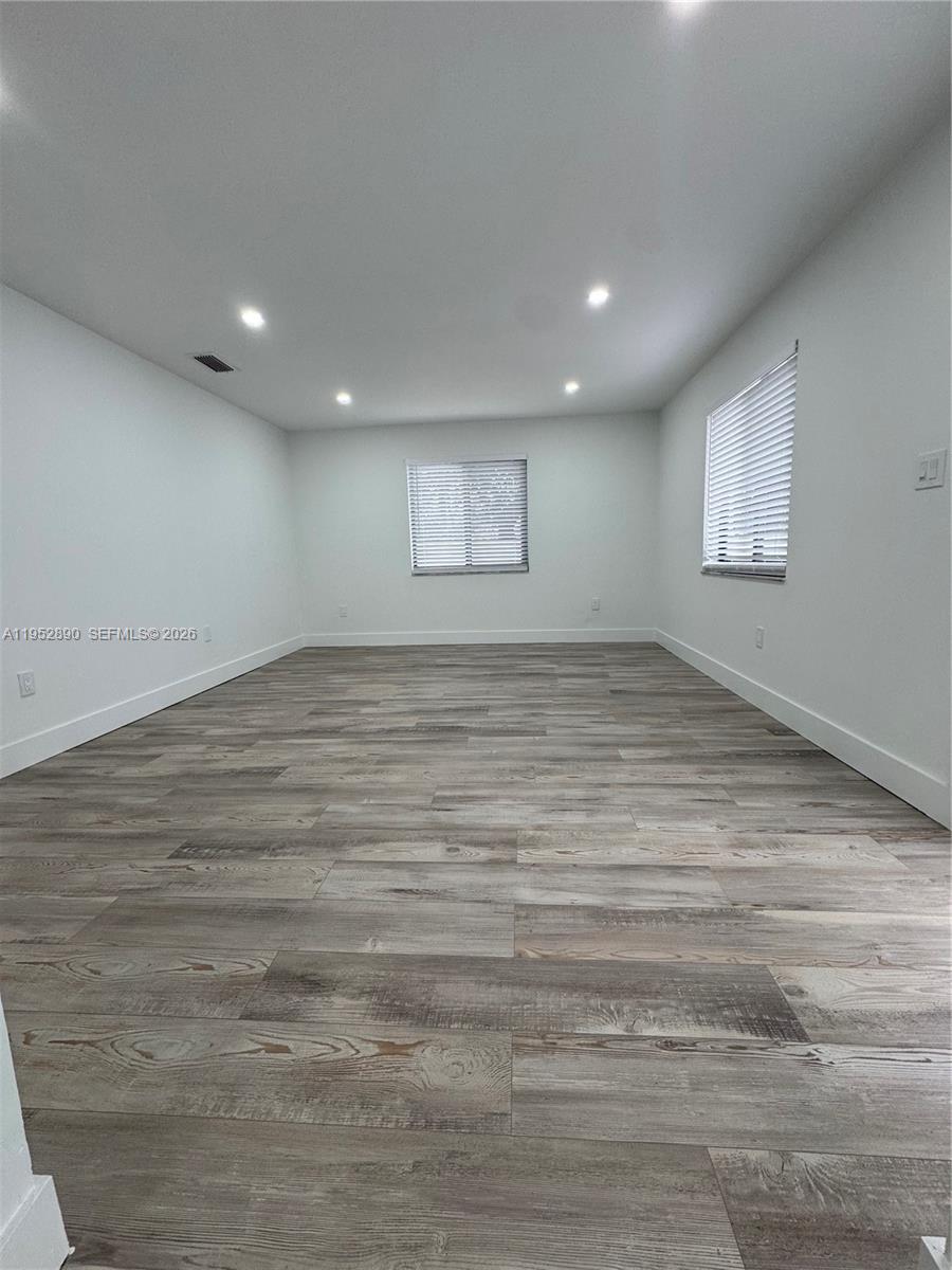 3609 SW 27th St # 3609