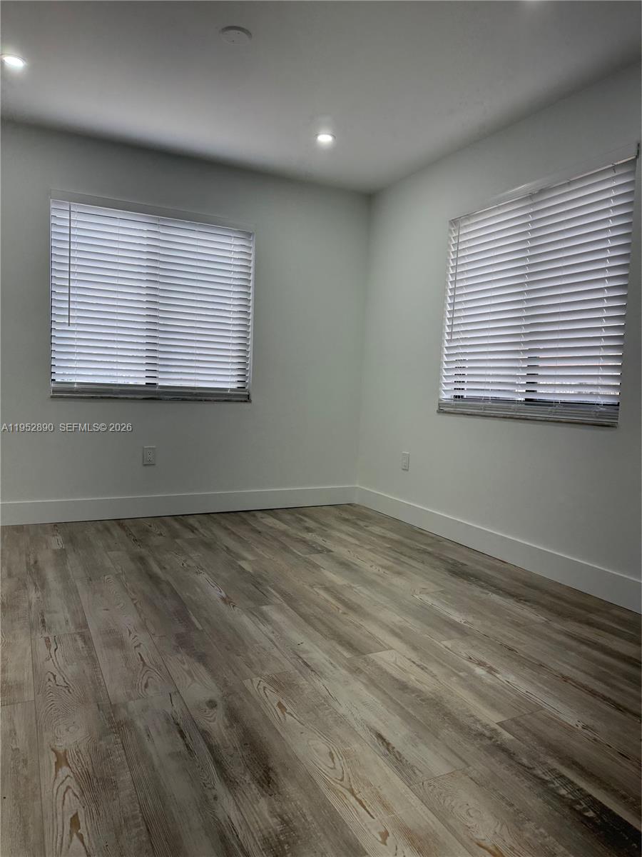 3609 SW 27th St # 3609