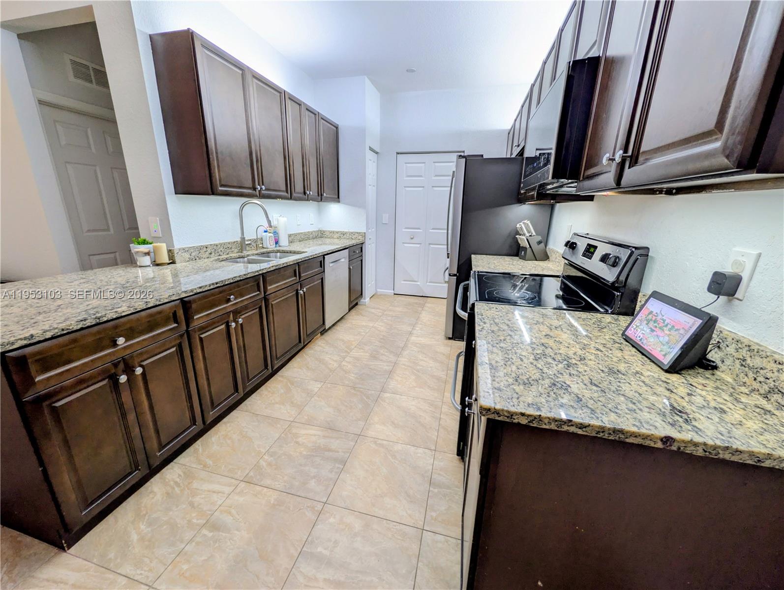 3561 Forest Hill Blvd # 80