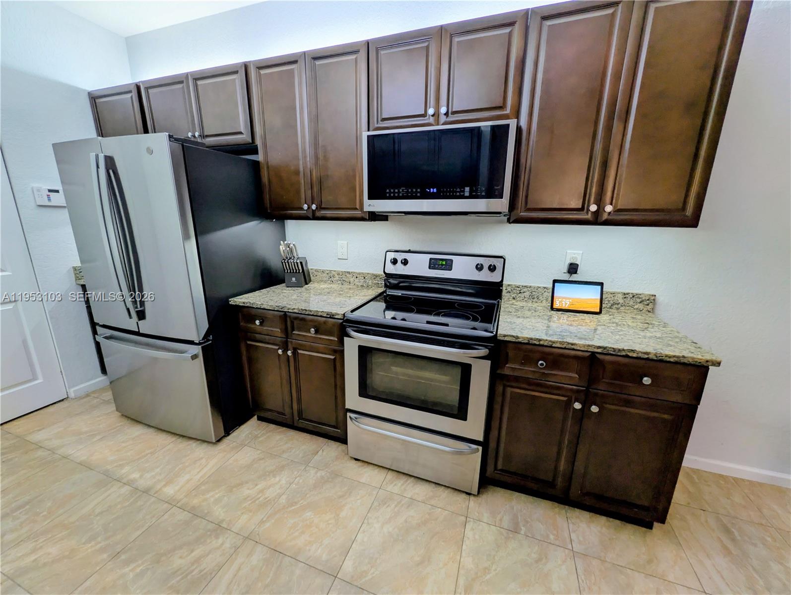 3561 Forest Hill Blvd # 80