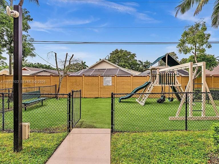 3561 Forest Hill Blvd # 80