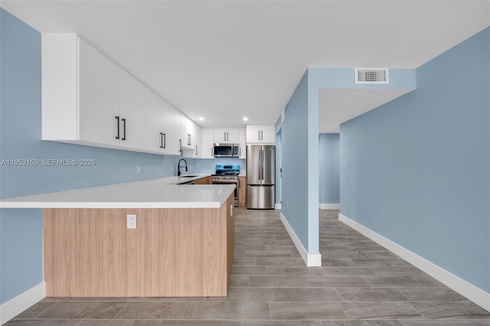 1200 NE Miami Gardens Dr Unit: 219W