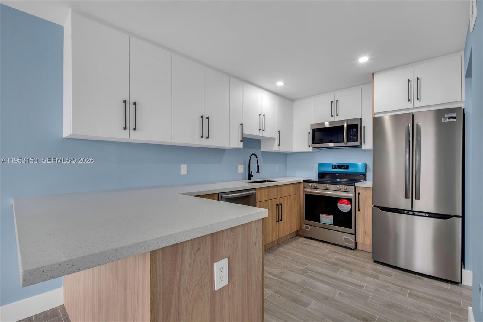 1200 NE Miami Gardens Dr Unit: 219W