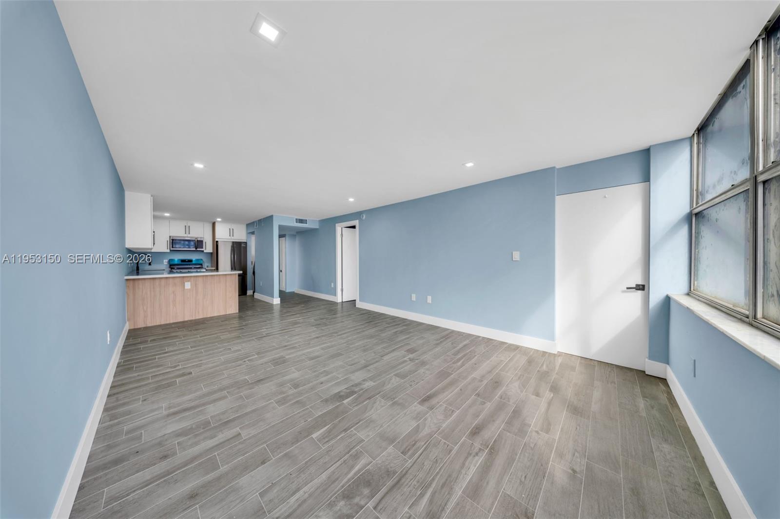 1200 NE Miami Gardens Dr Unit: 219W