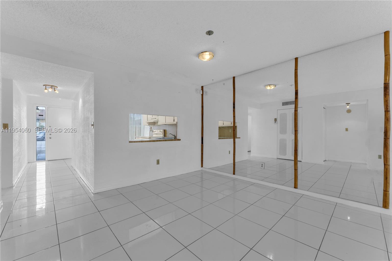 440 NW 214th St # 104