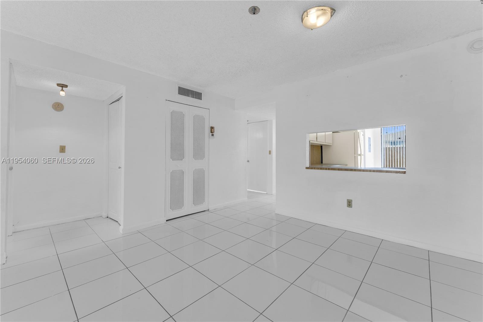 440 NW 214th St # 104