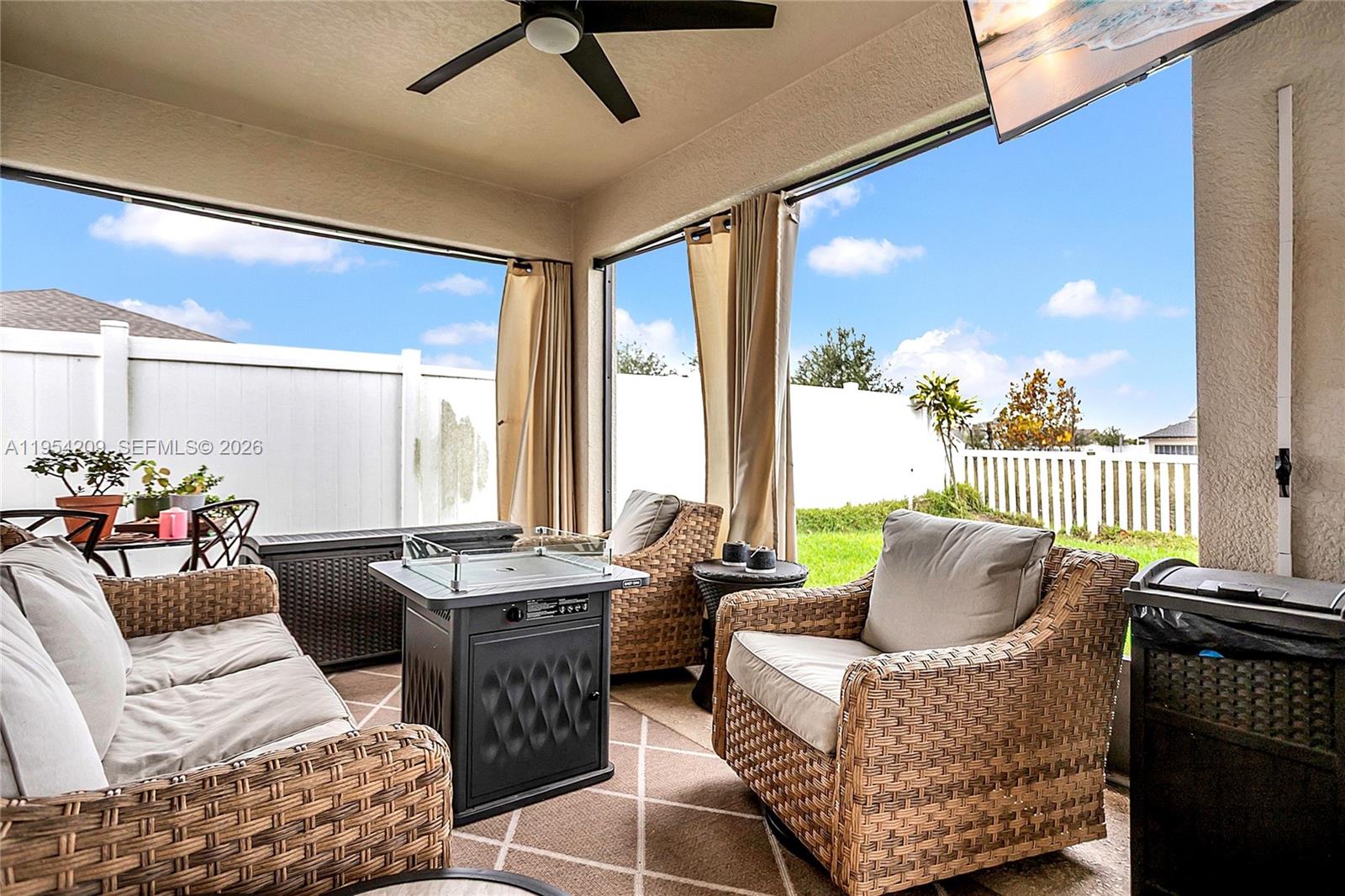 906 SWAYING SAWGRASS AVENUE, Ruskin