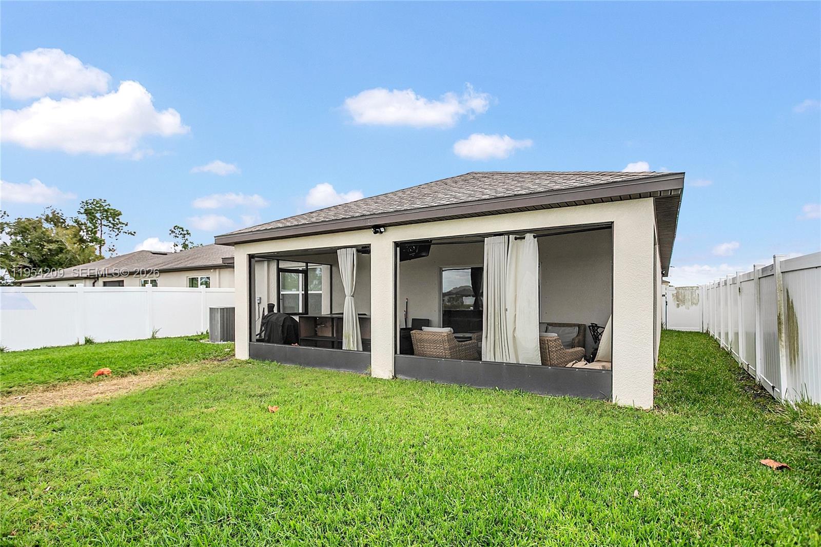 906 SWAYING SAWGRASS AVENUE, Ruskin