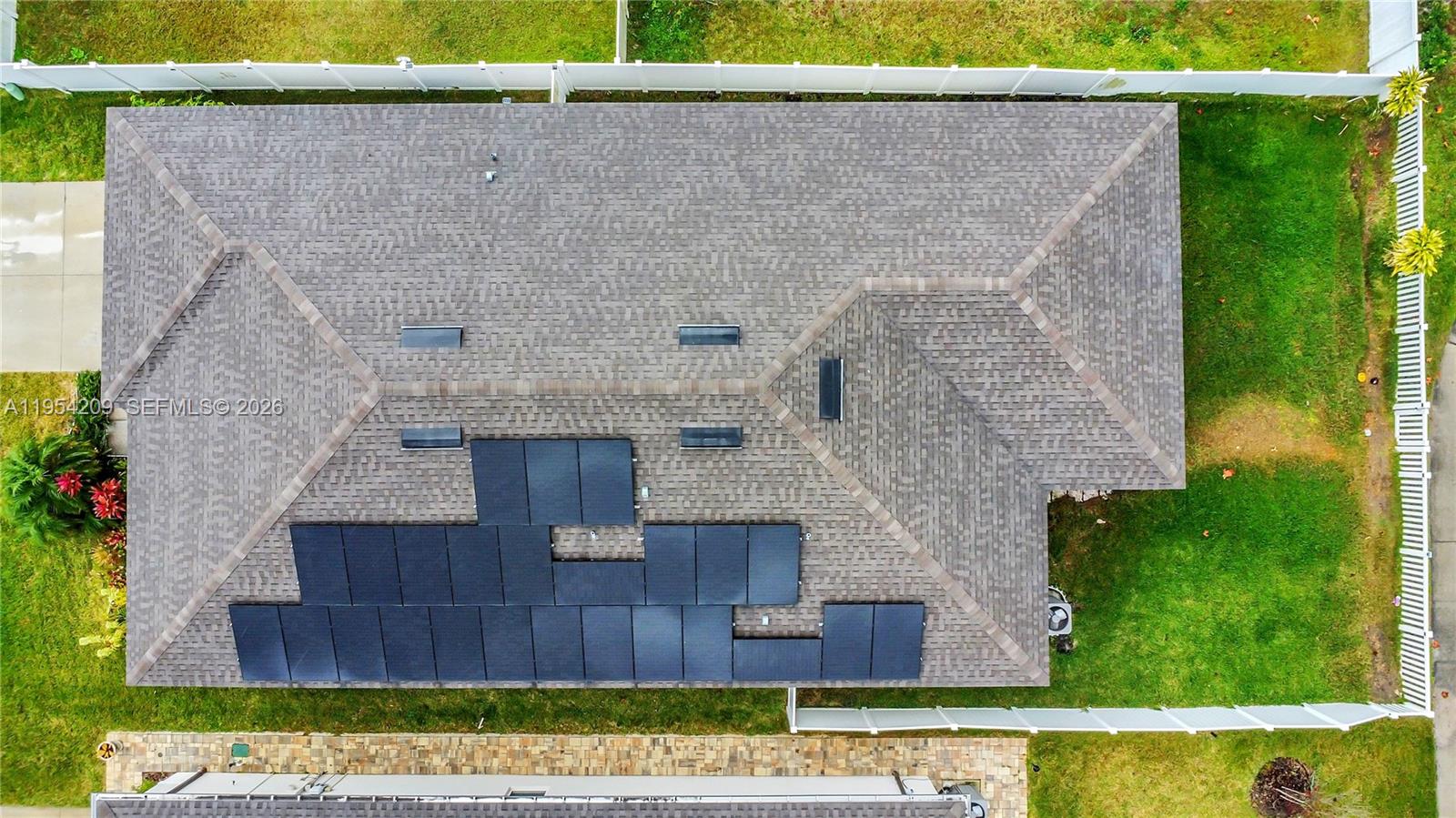 906 SWAYING SAWGRASS AVENUE, Ruskin