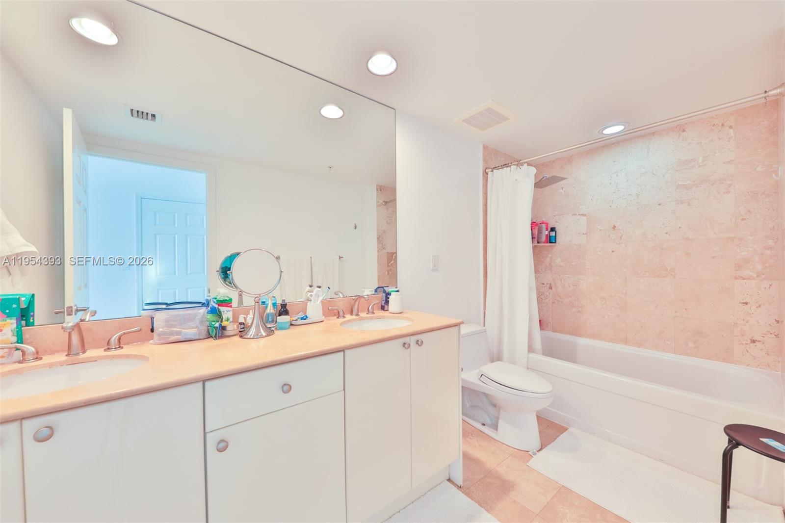1755 E Hallandale Beach Blvd Unit: 1808E