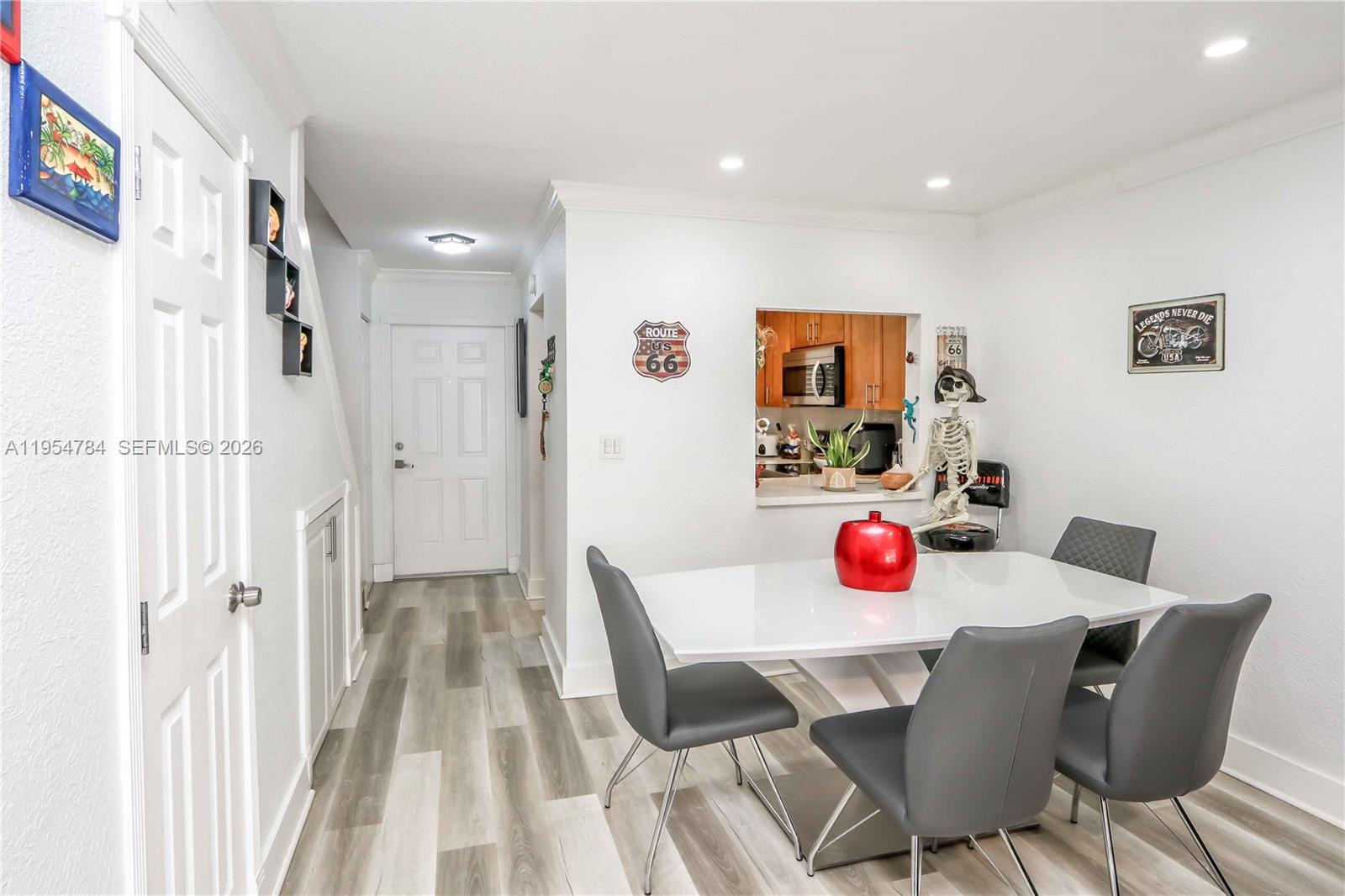 30 SW 108th Ave # 7G