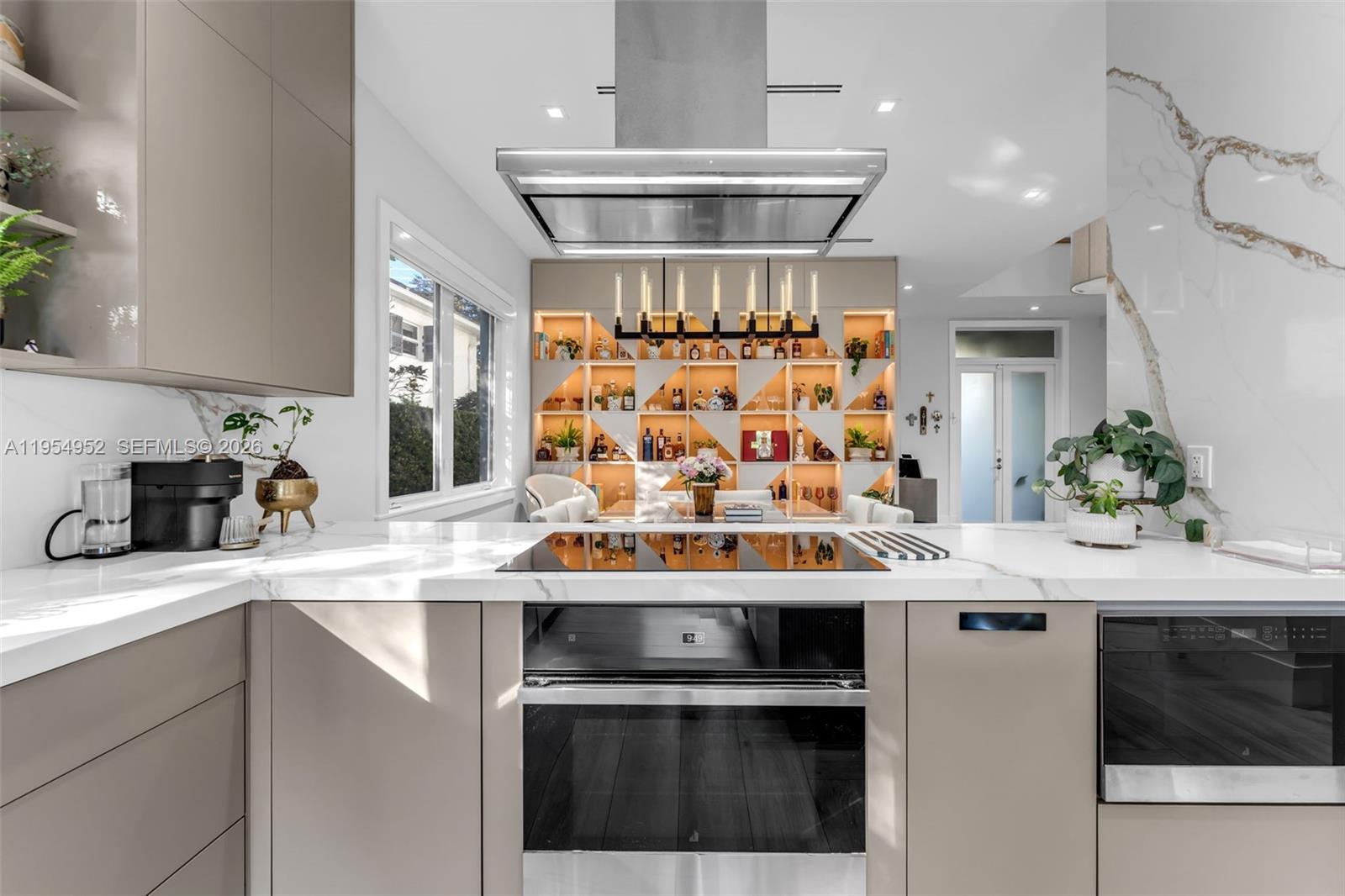 4819 University Drive