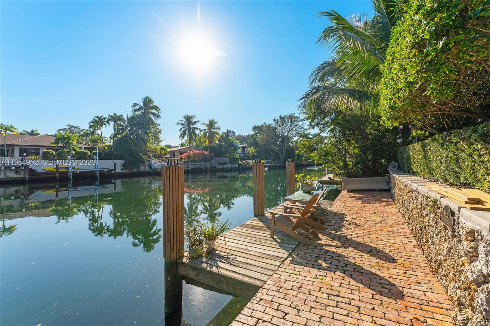 4819 University Drive