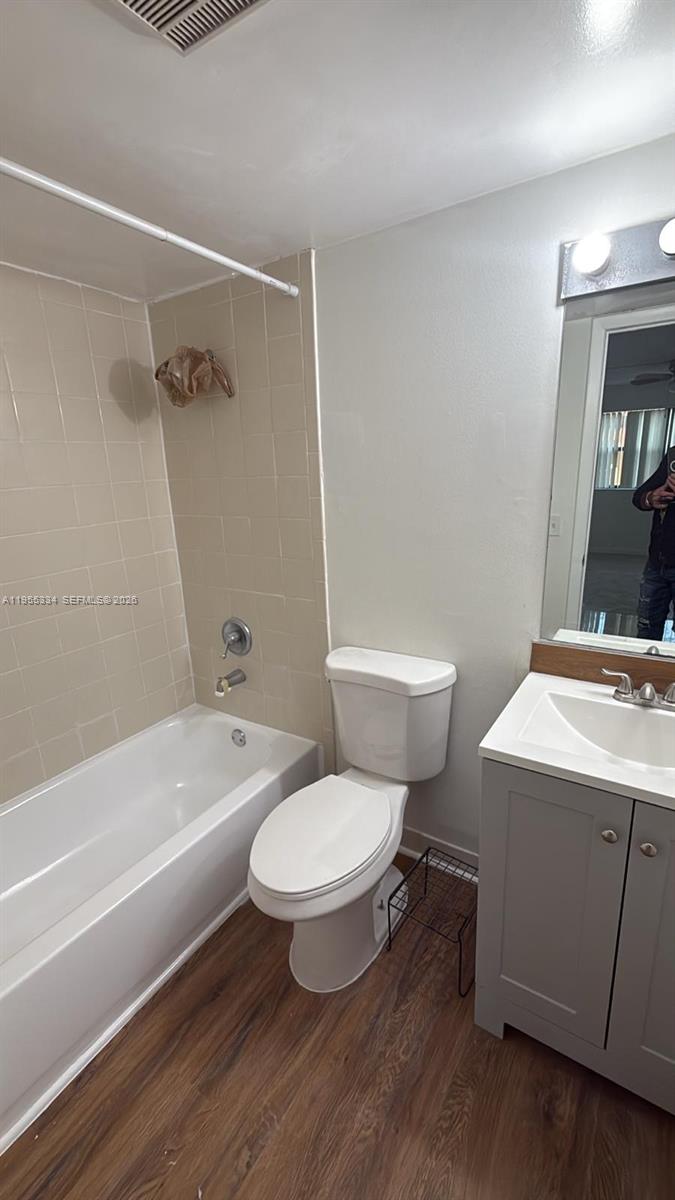15620 SW 80th St # 203 Unit: H-203