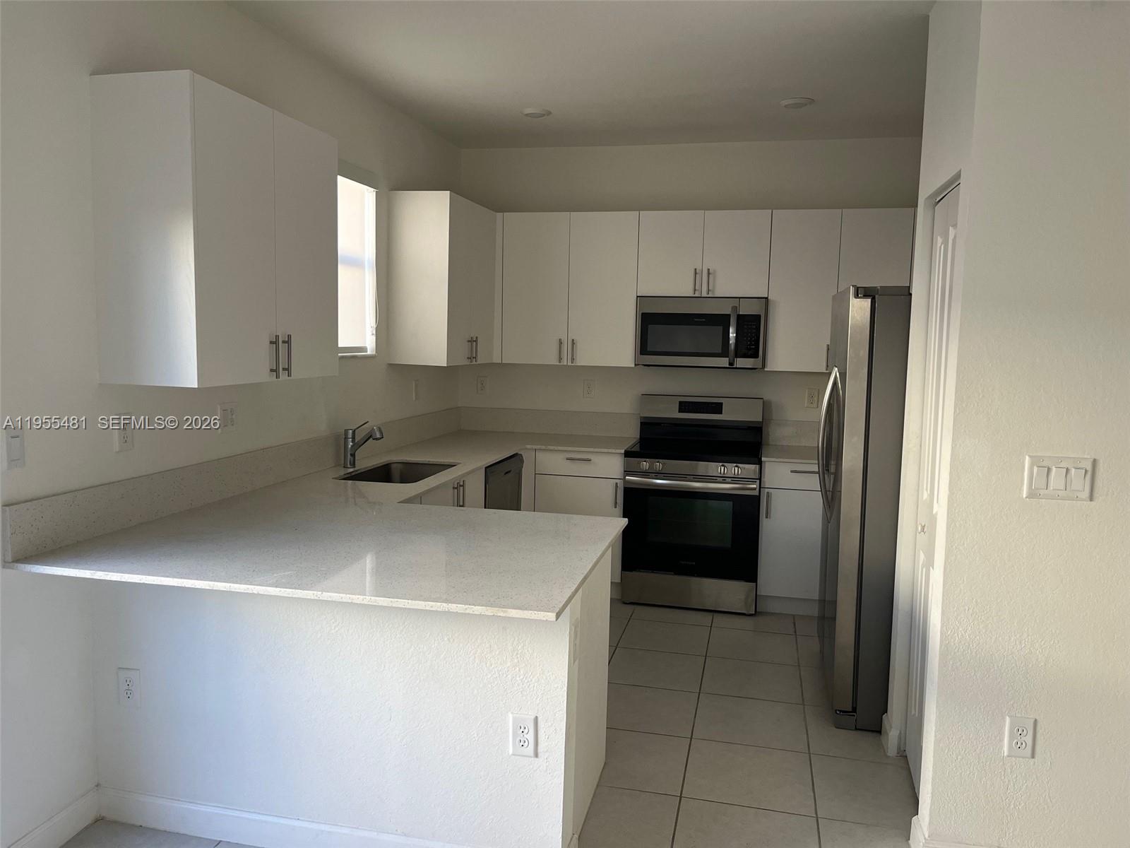 16243 SW 289 st # 16243
