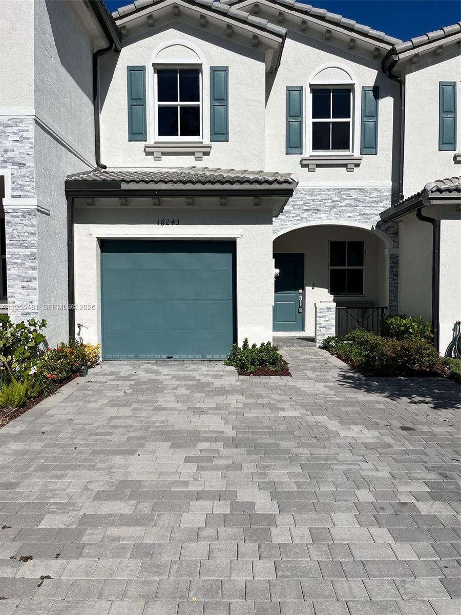 16243 SW 289 st # 16243