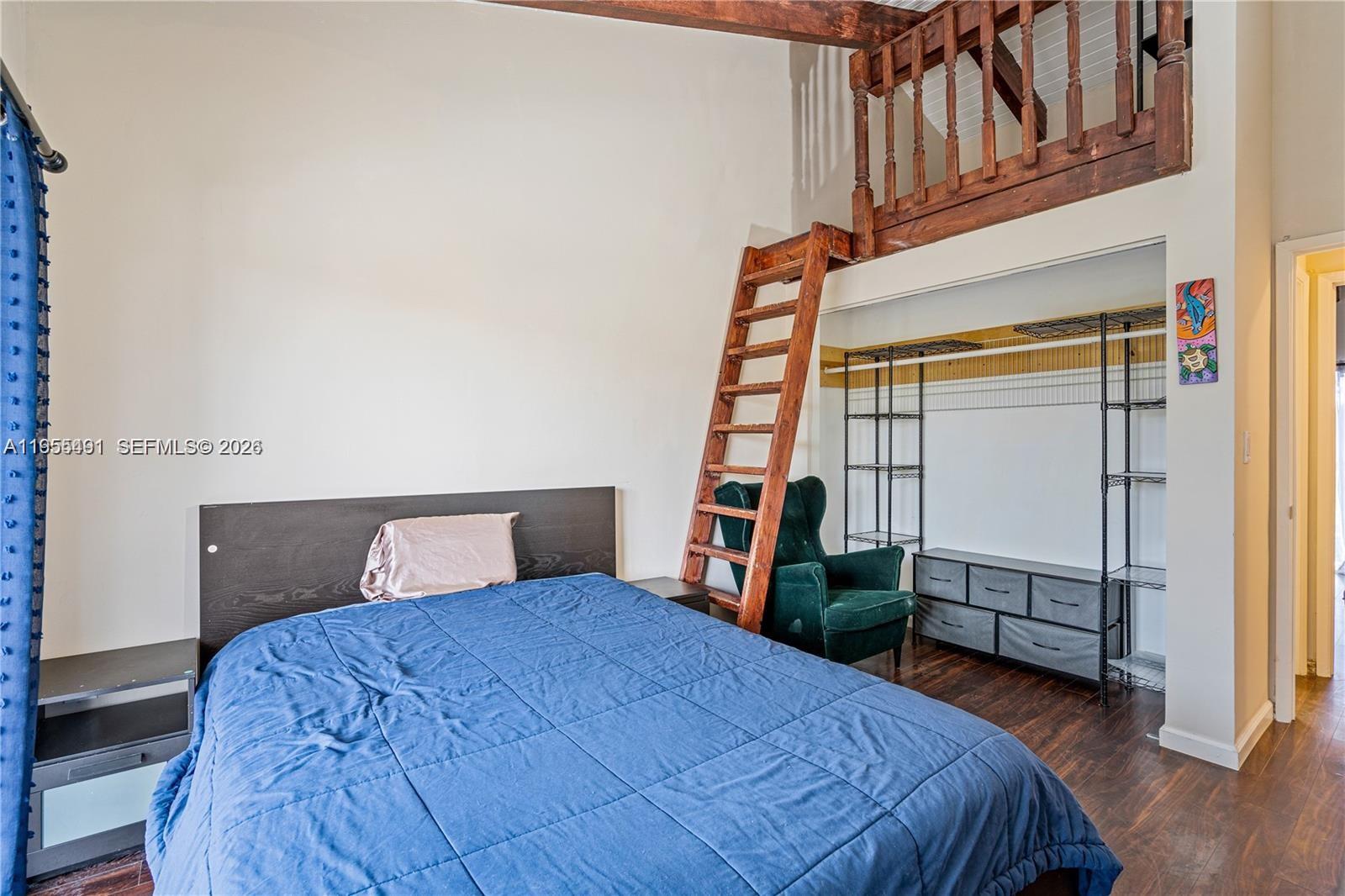 1927 SW 107th Ave # 306