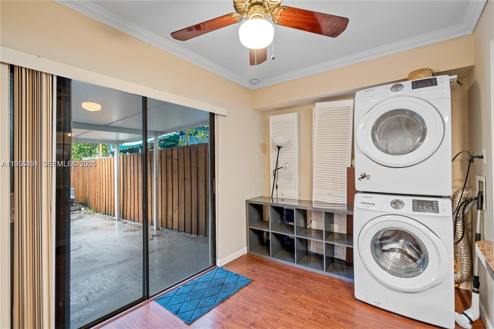 1927 SW 107th Ave # 306