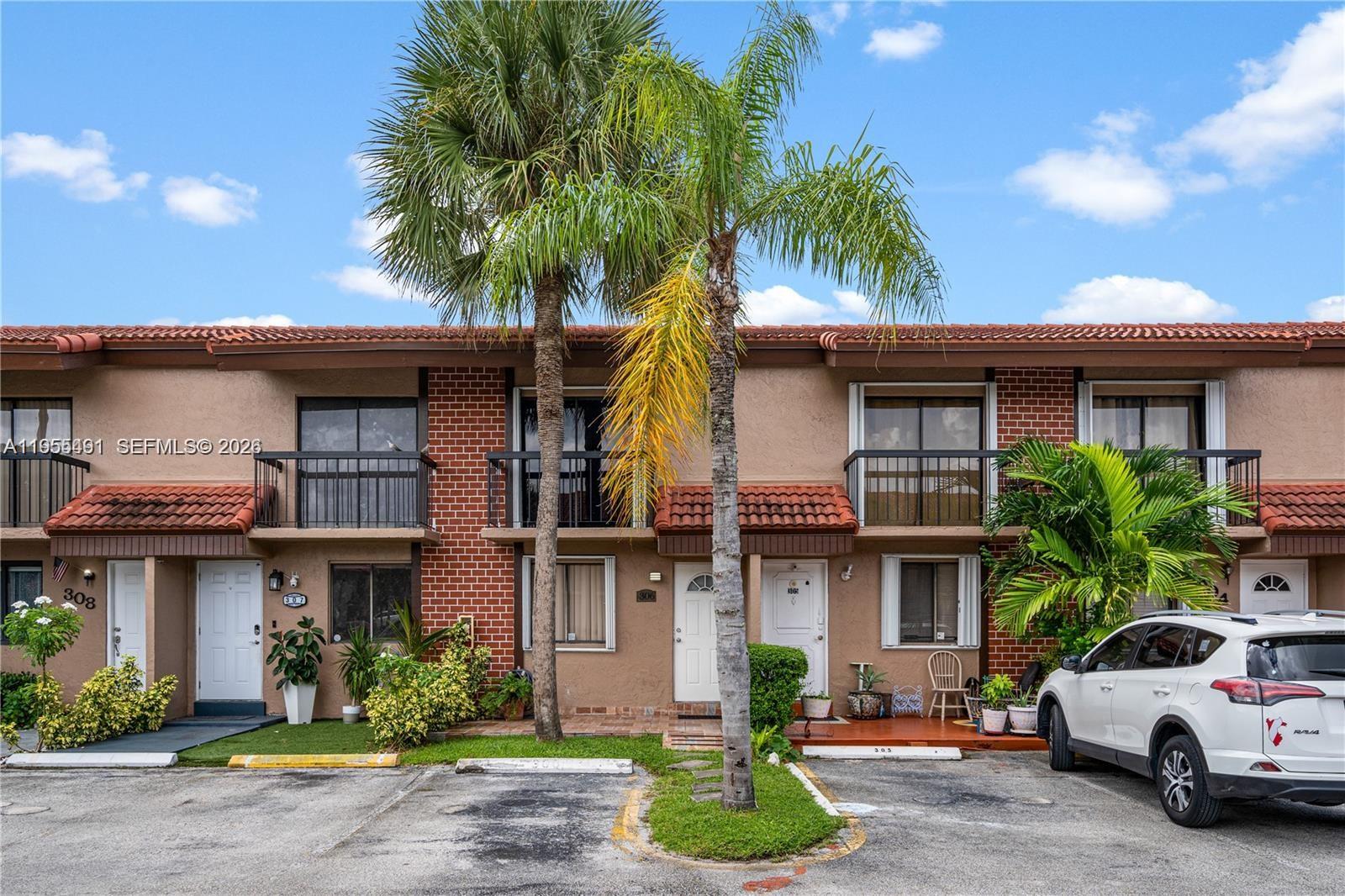 1927 SW 107th Ave # 306