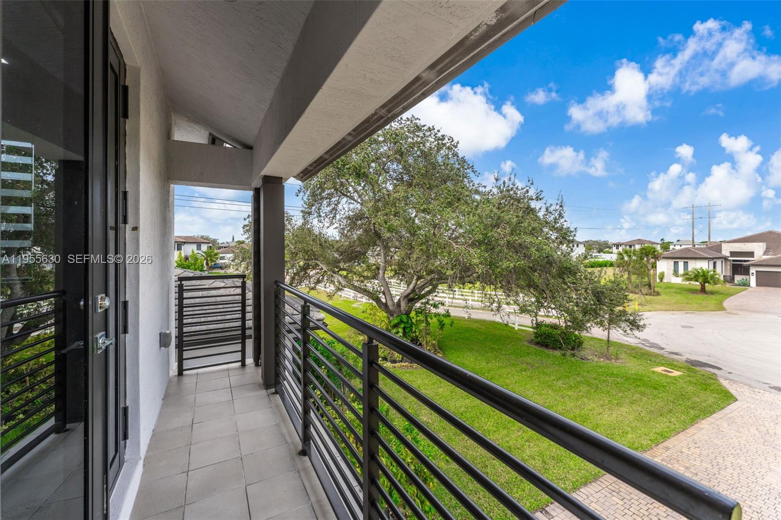 4950 SW 158th Ave