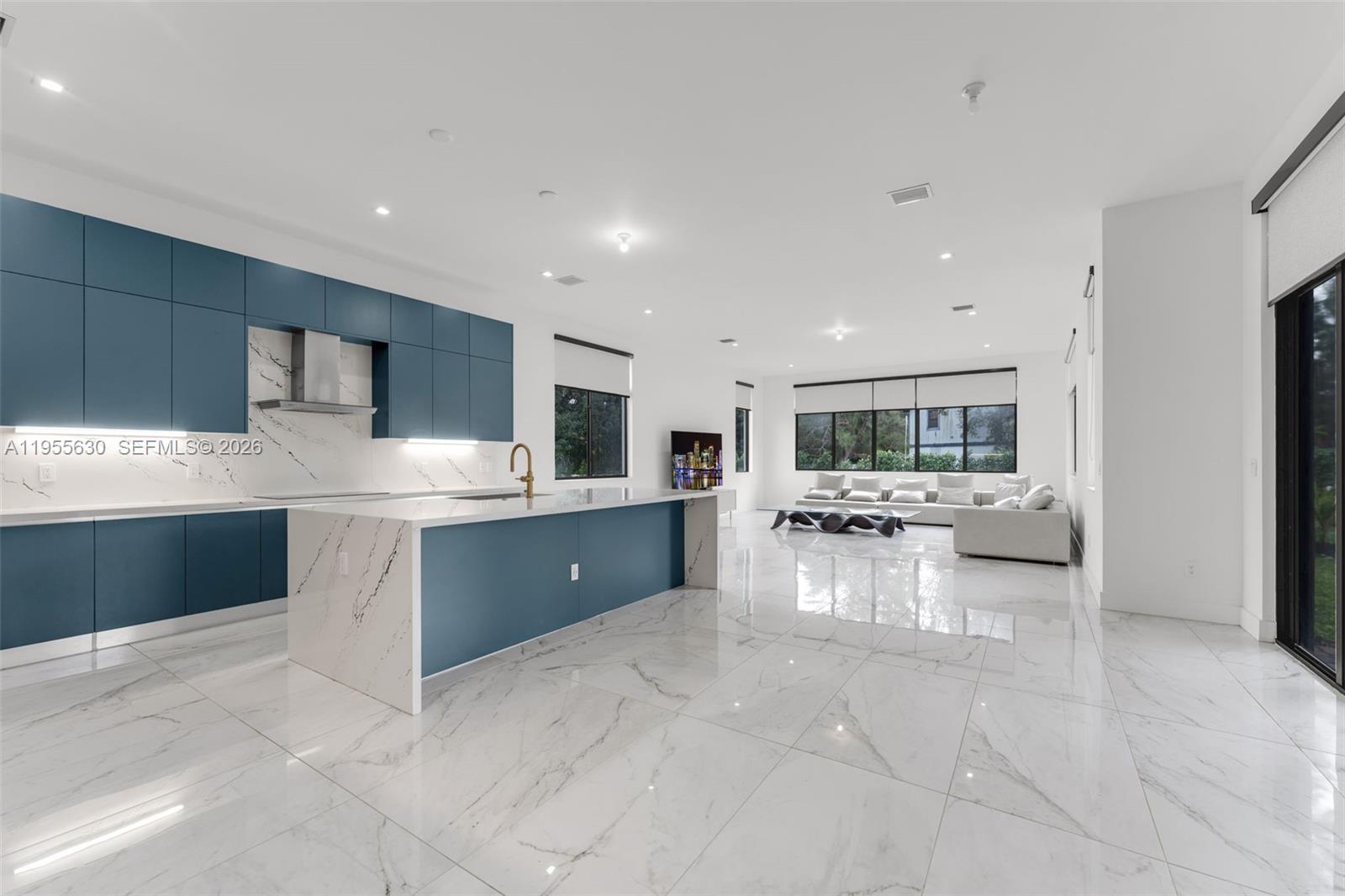 4950 SW 158th Ave