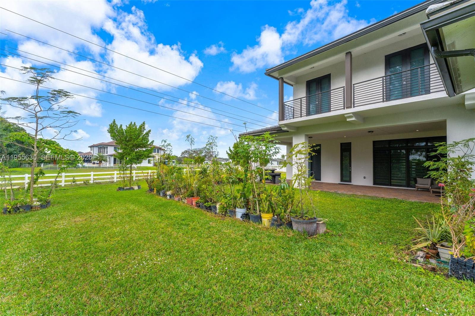 4950 SW 158th Ave