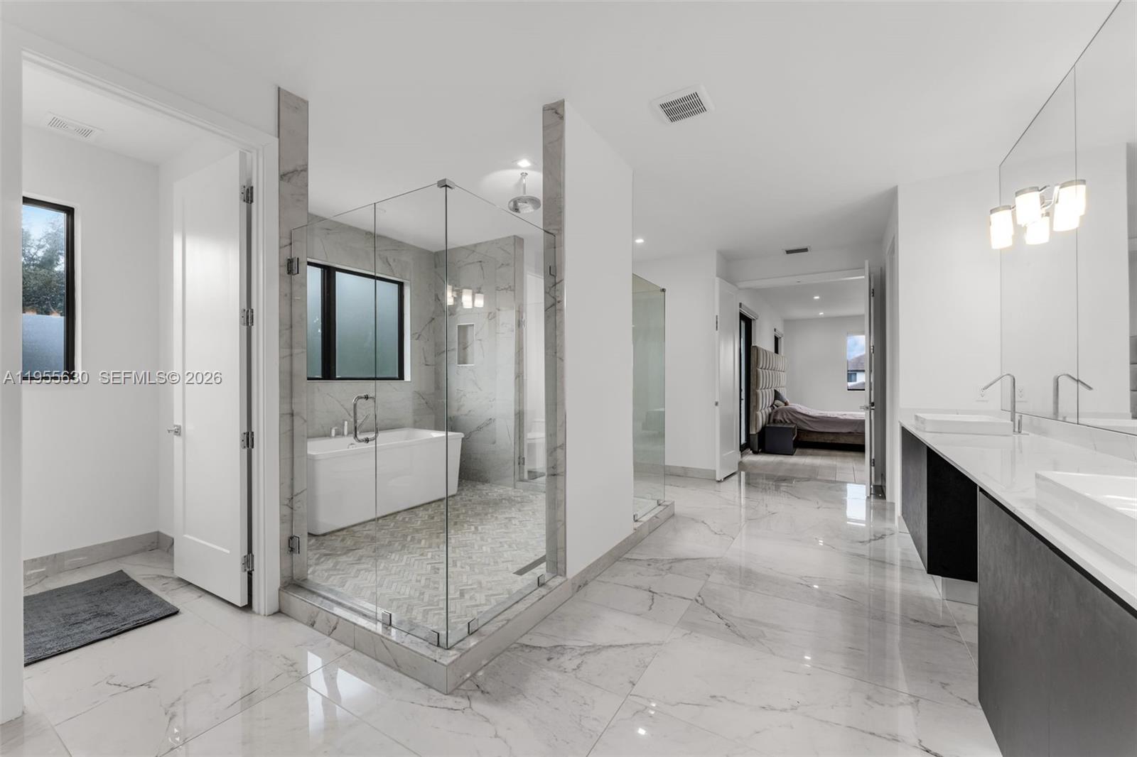4950 SW 158th Ave