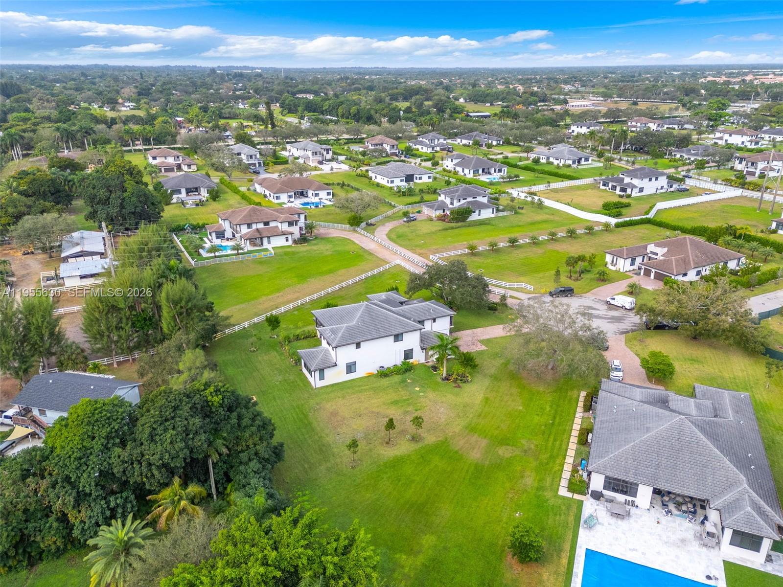 4950 SW 158th Ave