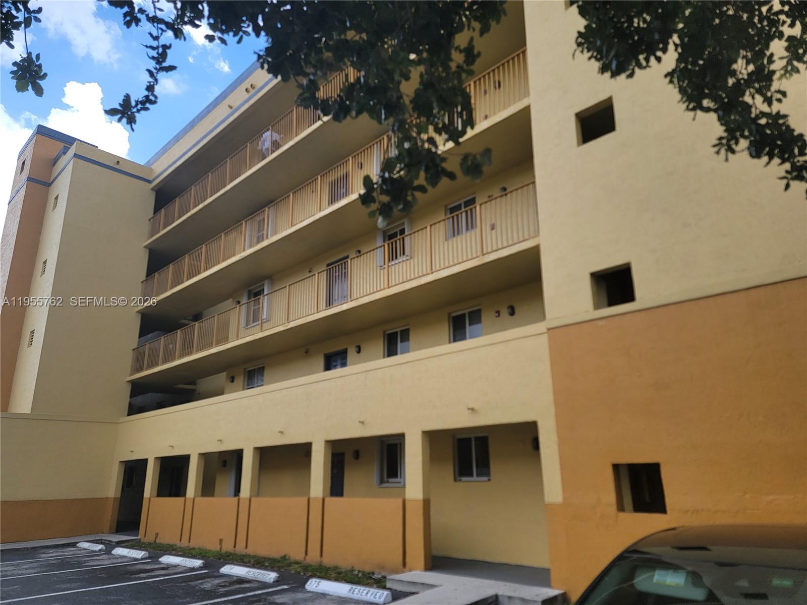 14930 SW 82nd Ter # 304 Unit: 16-304