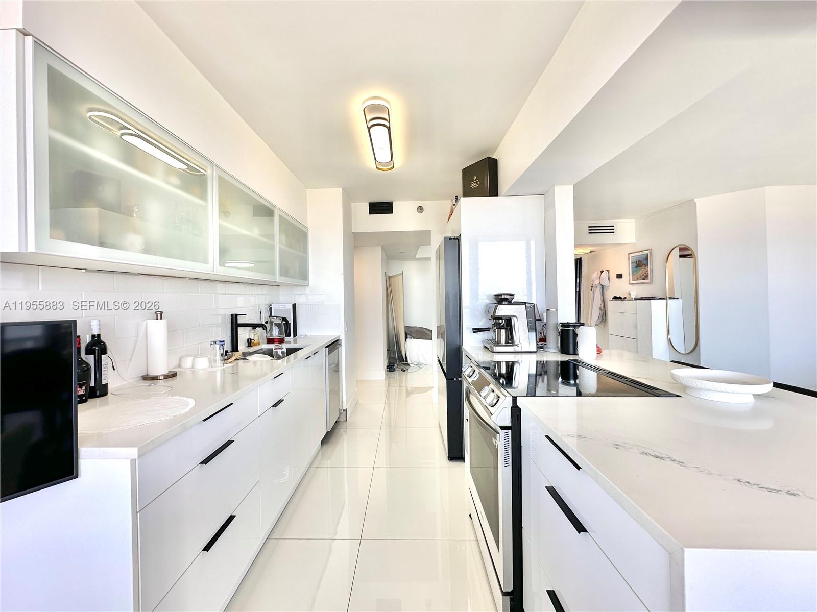 3640 Yacht Club Dr # 1903