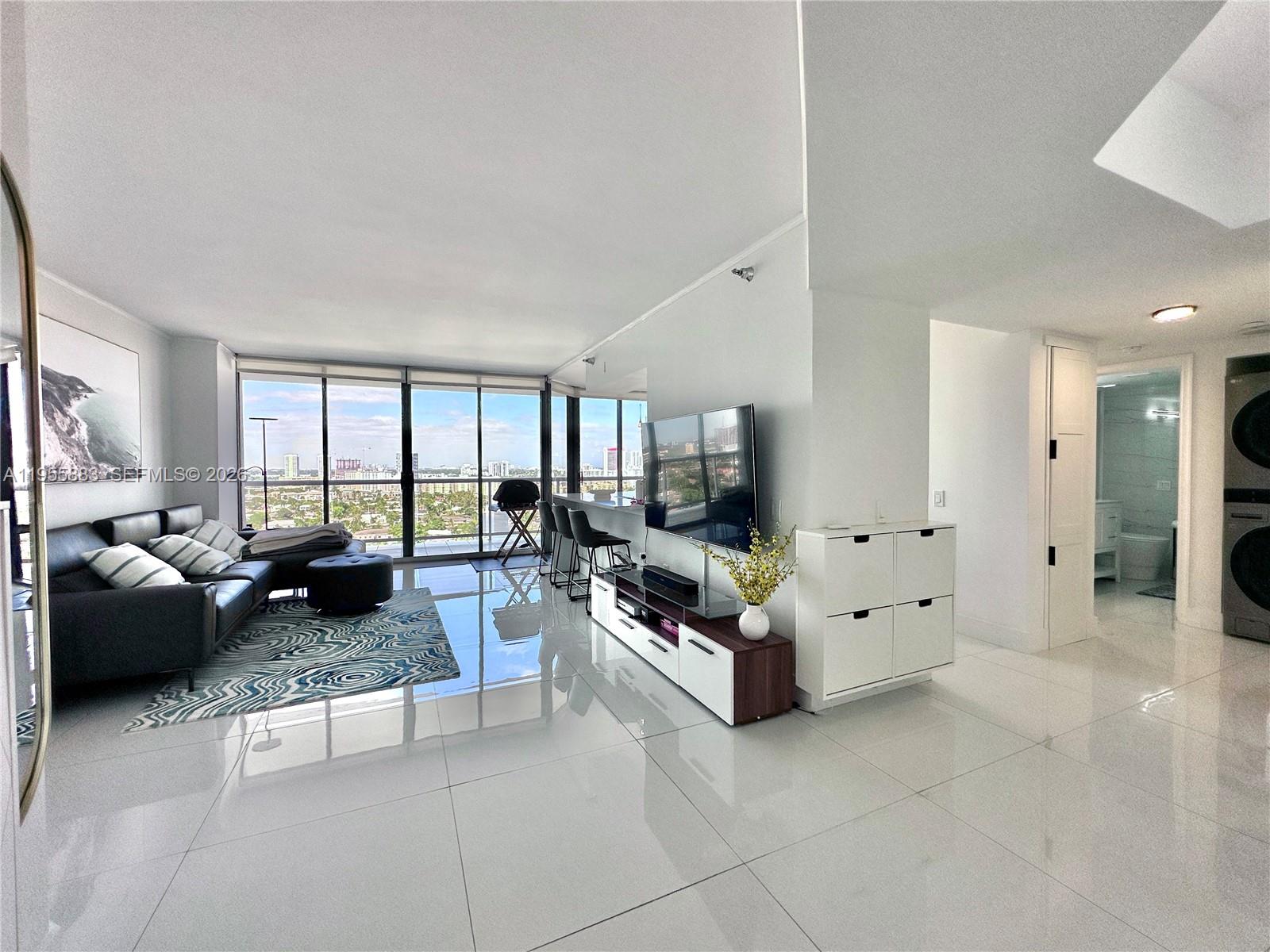 3640 Yacht Club Dr # 1903