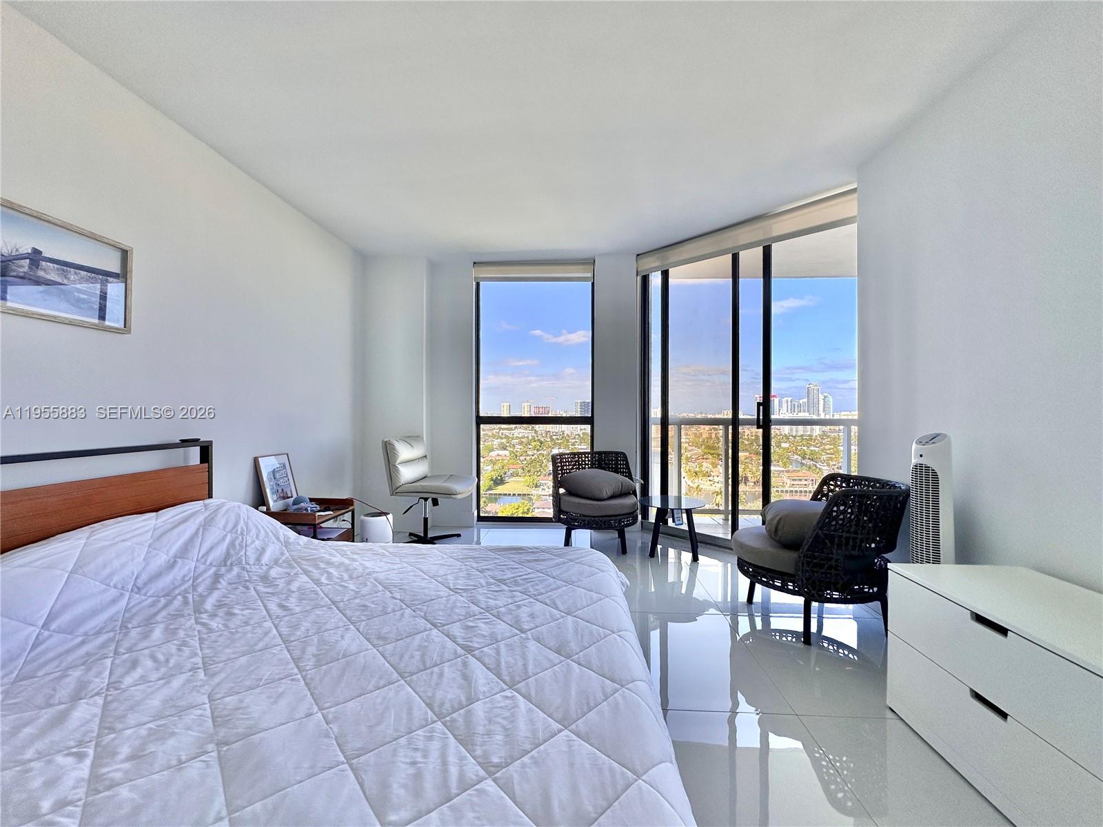 3640 Yacht Club Dr # 1903