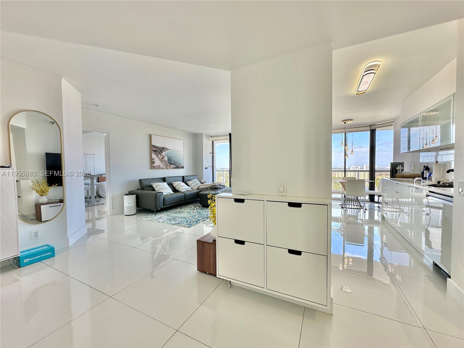 3640 Yacht Club Dr # 1903