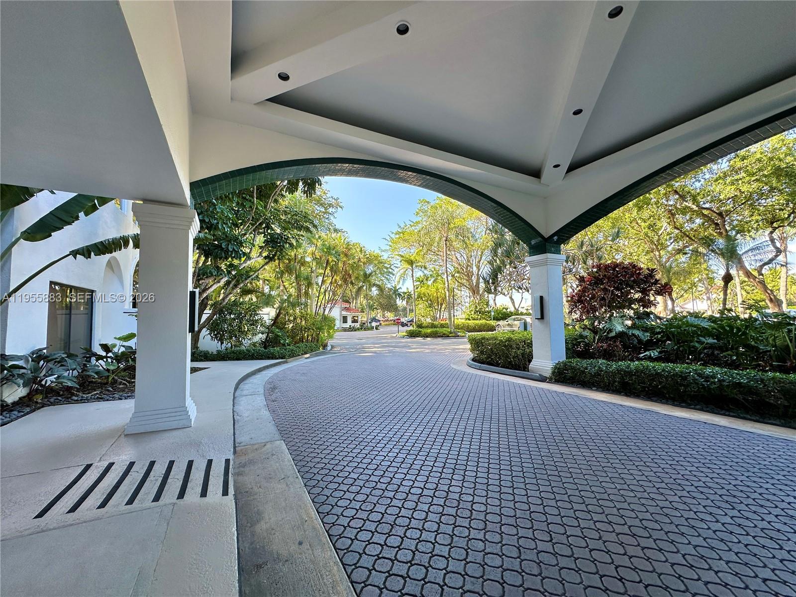 3640 Yacht Club Dr # 1903