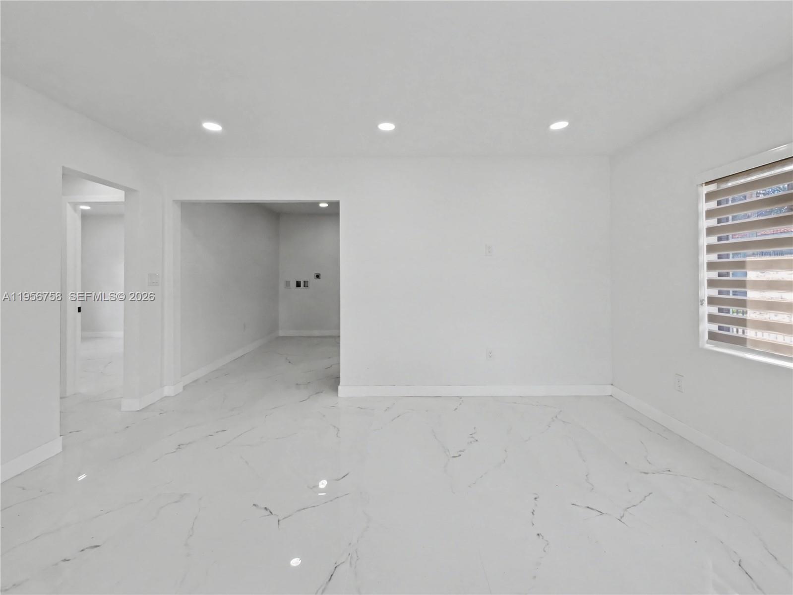 2490 SW 17th St