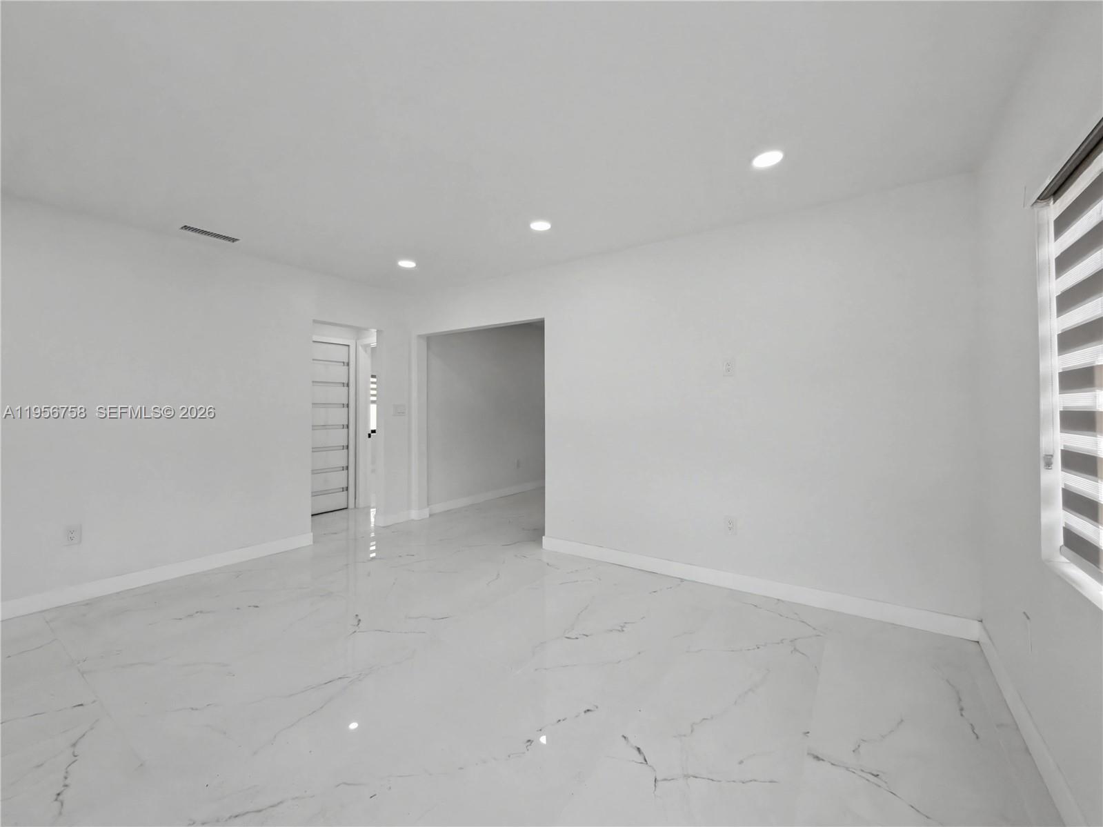 2490 SW 17th St